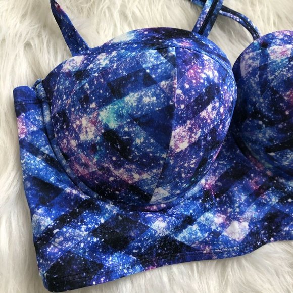 Torrid Size 1 Space Geo Print Bikini Top 14 / 16 - Picture 5 of 10